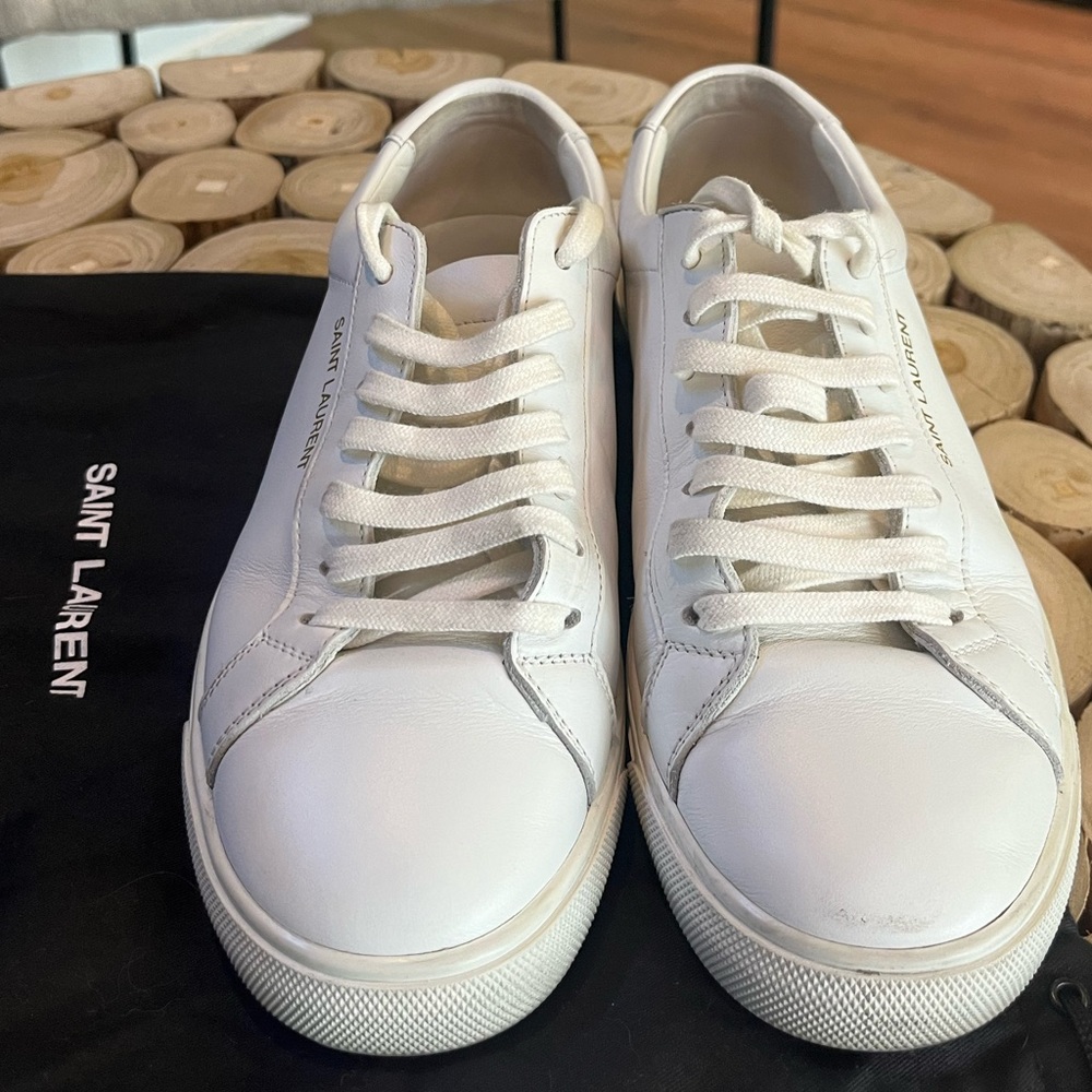Saint Laurent ANDY SNEAKERS IN LEATHER size 7-7.5 runs a bit small. Color: White